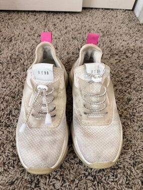 Steve Madden Off-White Knit Slip-On Sneakers with Pink Heel Tabs